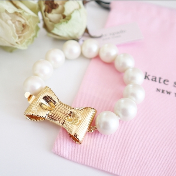NWT KATE SPADE FAUX PEARLS BRACELET - Picture 1 of 5